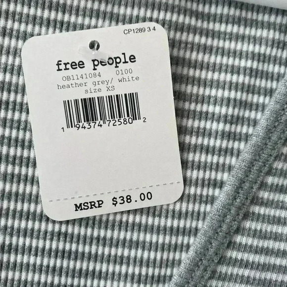 🆕Free People Gray Stripes Perfect Day Tank XS 🆕 - Picture 10 of 11
